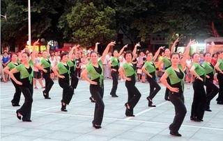 国产暖男广场舞视频大全,国产广场舞视频大全赏析