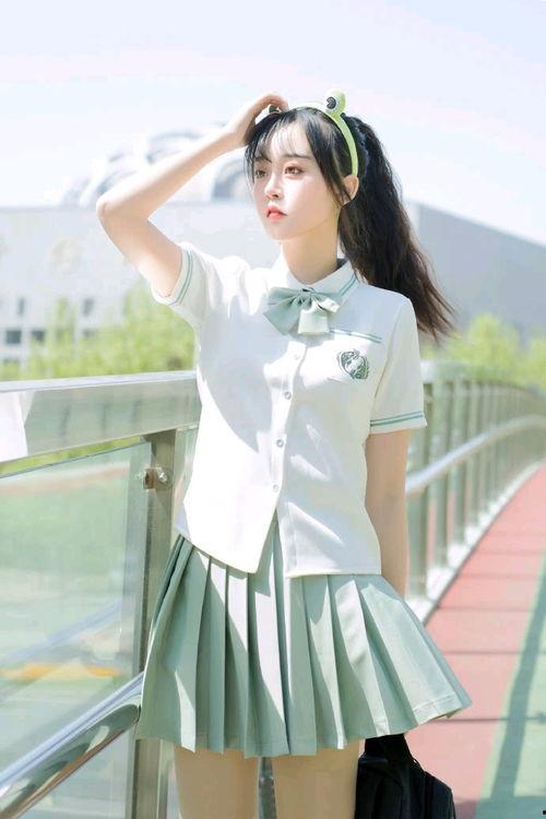 国产jk白丝视频,青春校园的时尚演绎